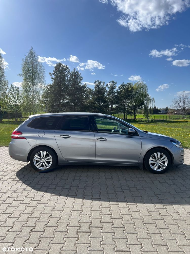 Peugeot 308 1.6 BlueHDi Allure S&S - 2
