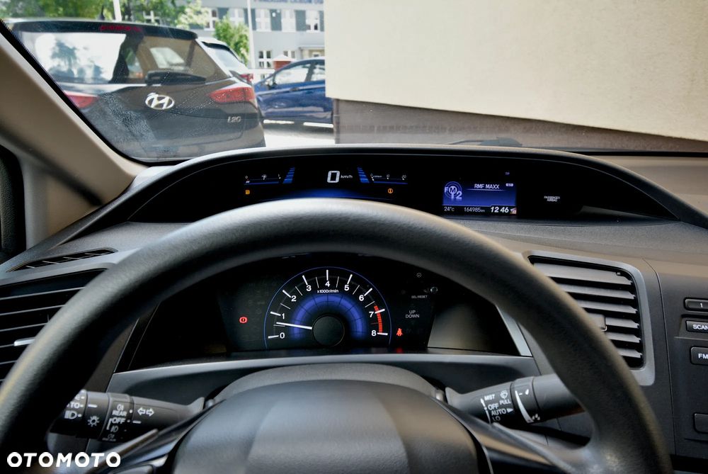 Honda Civic 1.8 i-VTEC Comfort - 19