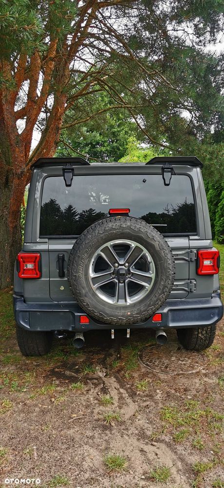 Jeep Wrangler - 5