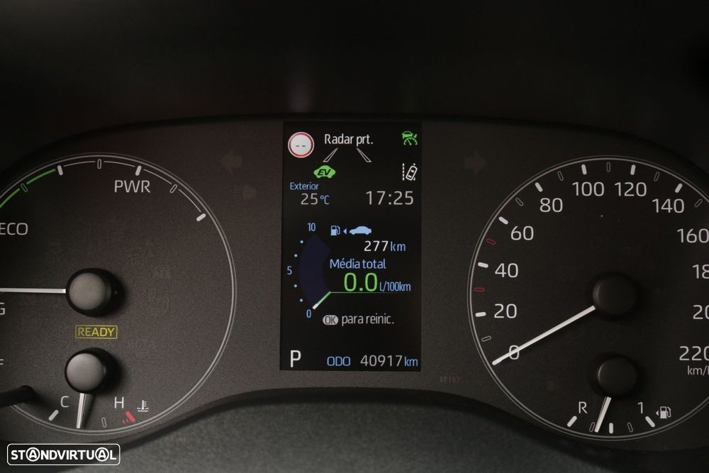 Toyota Yaris 1.5 HDF Comfort - 33