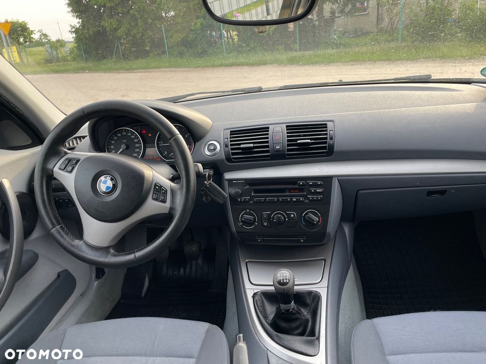 BMW Seria 1 118d - 9
