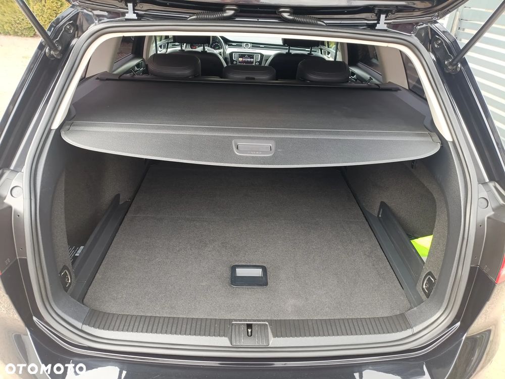 Volkswagen Passat 2.0 TDI (BlueMotion Technology) DSG Highline - 19