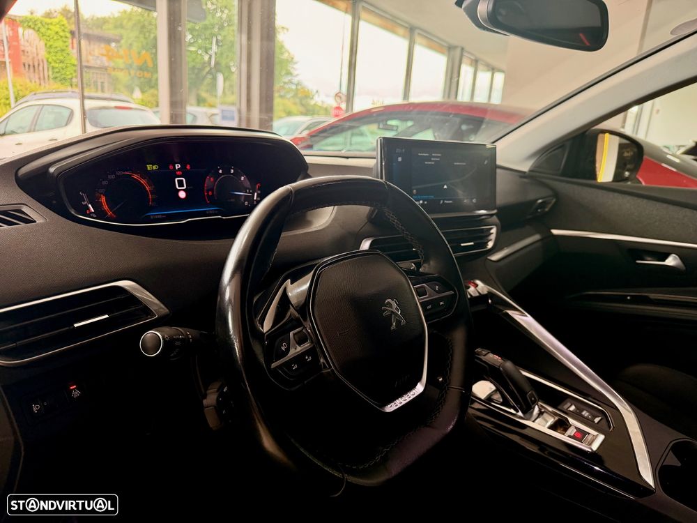 Peugeot 5008 1.5 BlueHDi Allure Pack EAT8 - 22