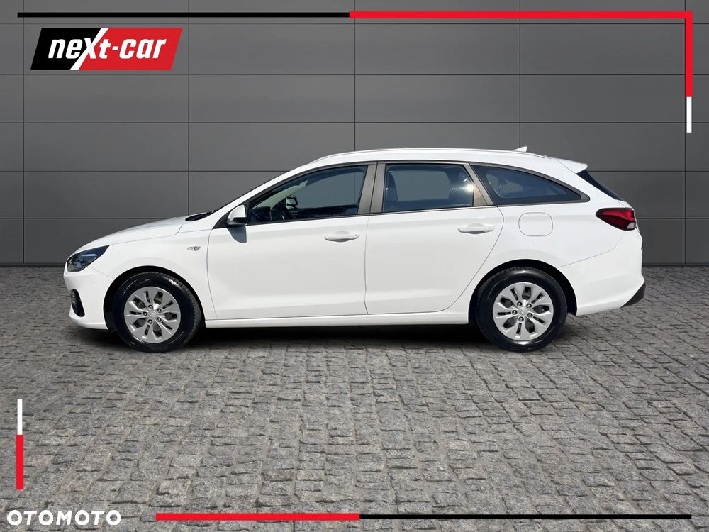 Hyundai i30 1.6 D Classic + - 3