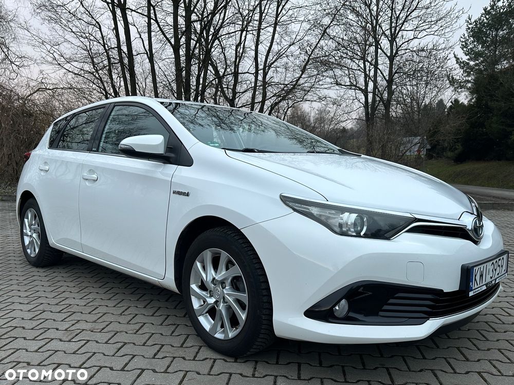 Toyota Auris 1.8 HSD Prestige - 9