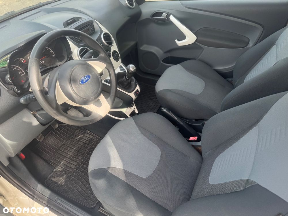 Ford KA 1.2 Titanium (air2) - 6