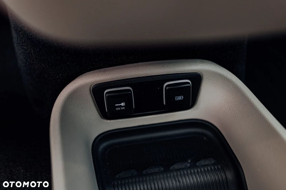 Chrysler Pacifica - 20