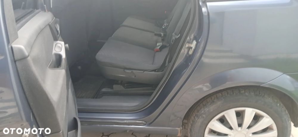 Opel Meriva - 12