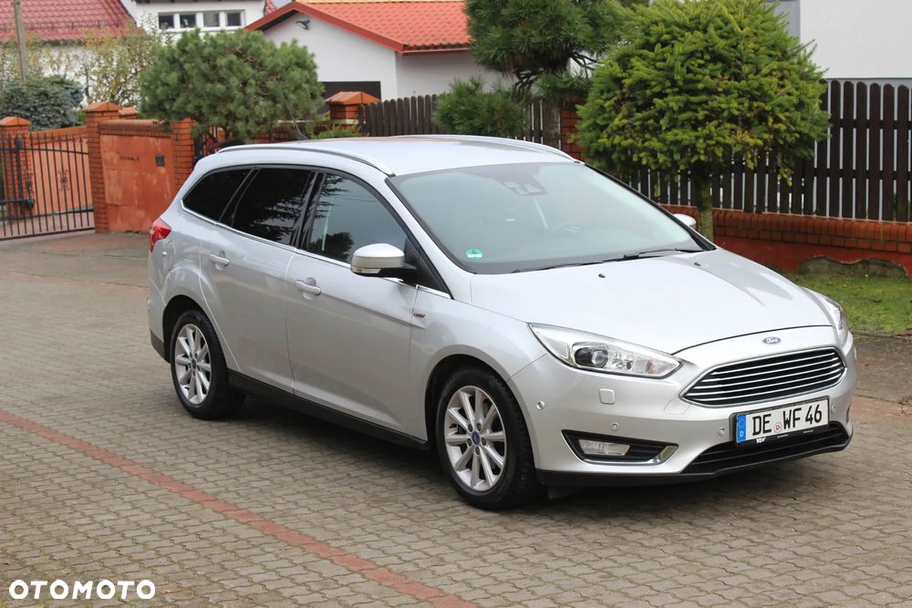 Ford Focus Turnier 1.5 EcoBlue Start-Stopp-System ST-LINE X - 26