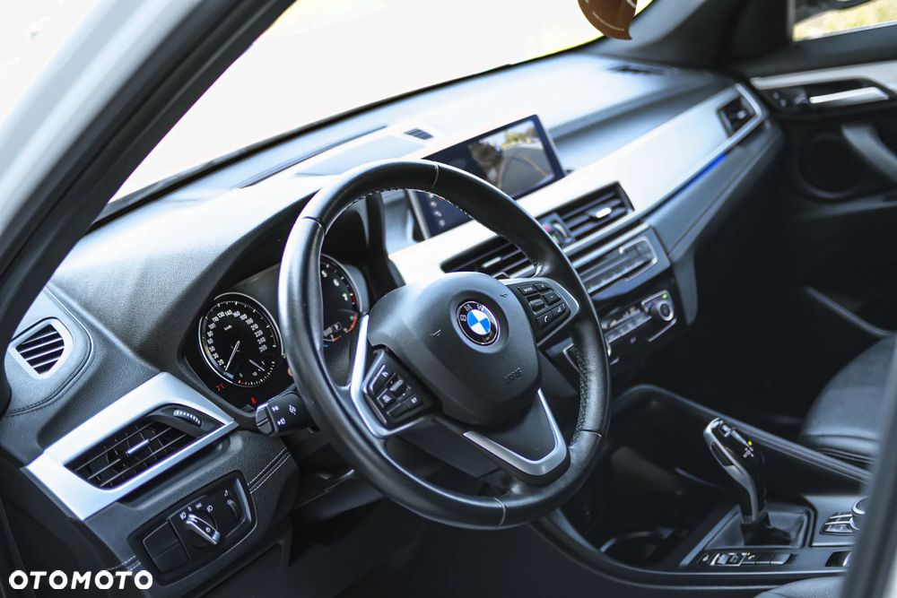 BMW X1 xDrive25i M Sport - 8