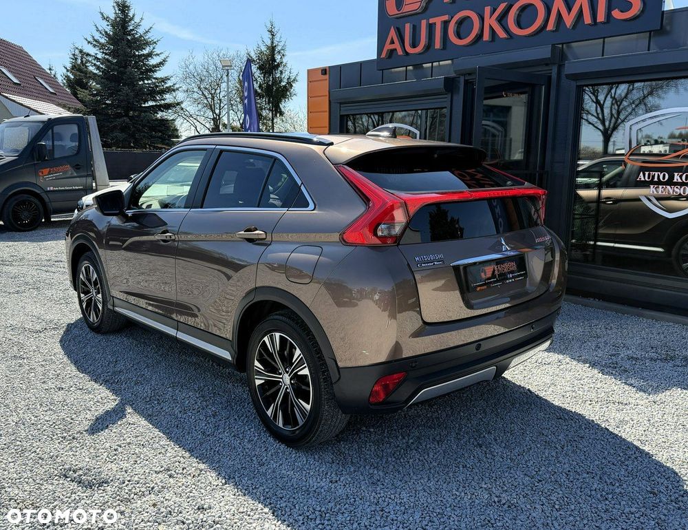 Mitsubishi Eclipse Cross - 4
