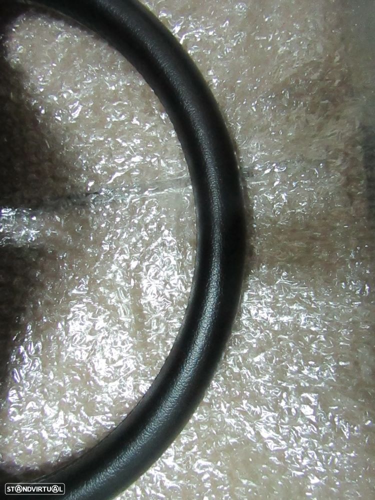 Volante em pele Fiat Stillo ano 2003 em muito bom estado (ver fotos) - 9