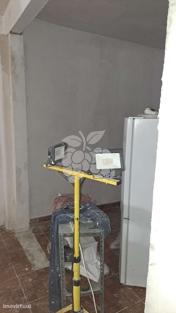 Apartamento cave de 62 m² na Penha de França com um pátio privado de 9 - Grande imagem: 5/16