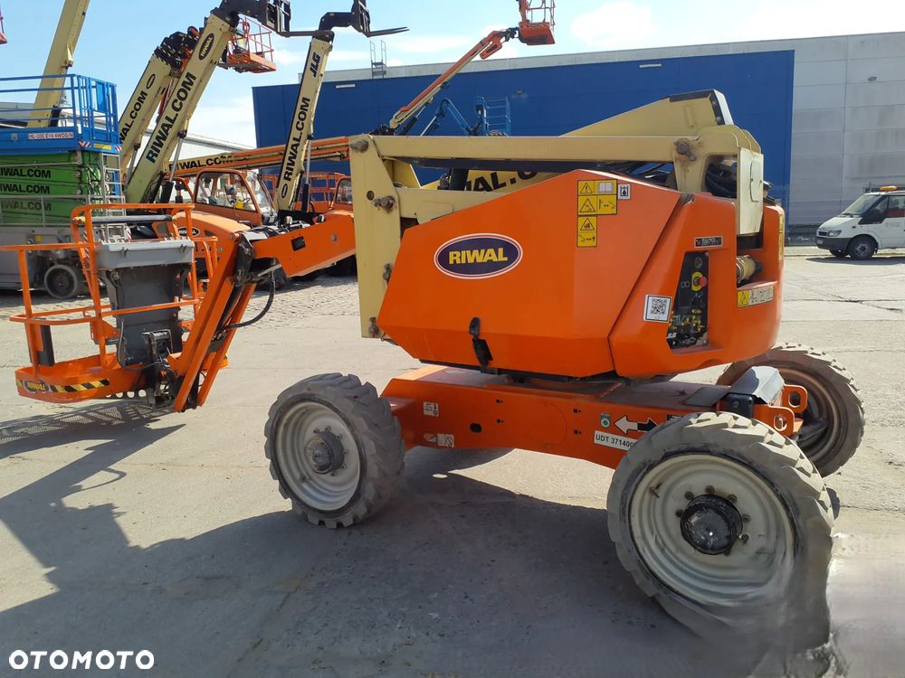 JLG 340AJ - 5