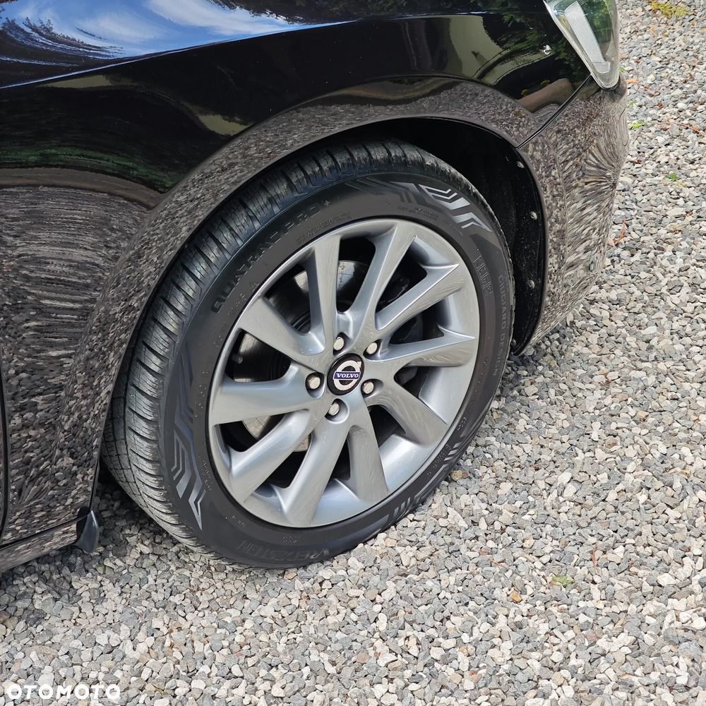 Volvo V60 D4 Momentum - 22