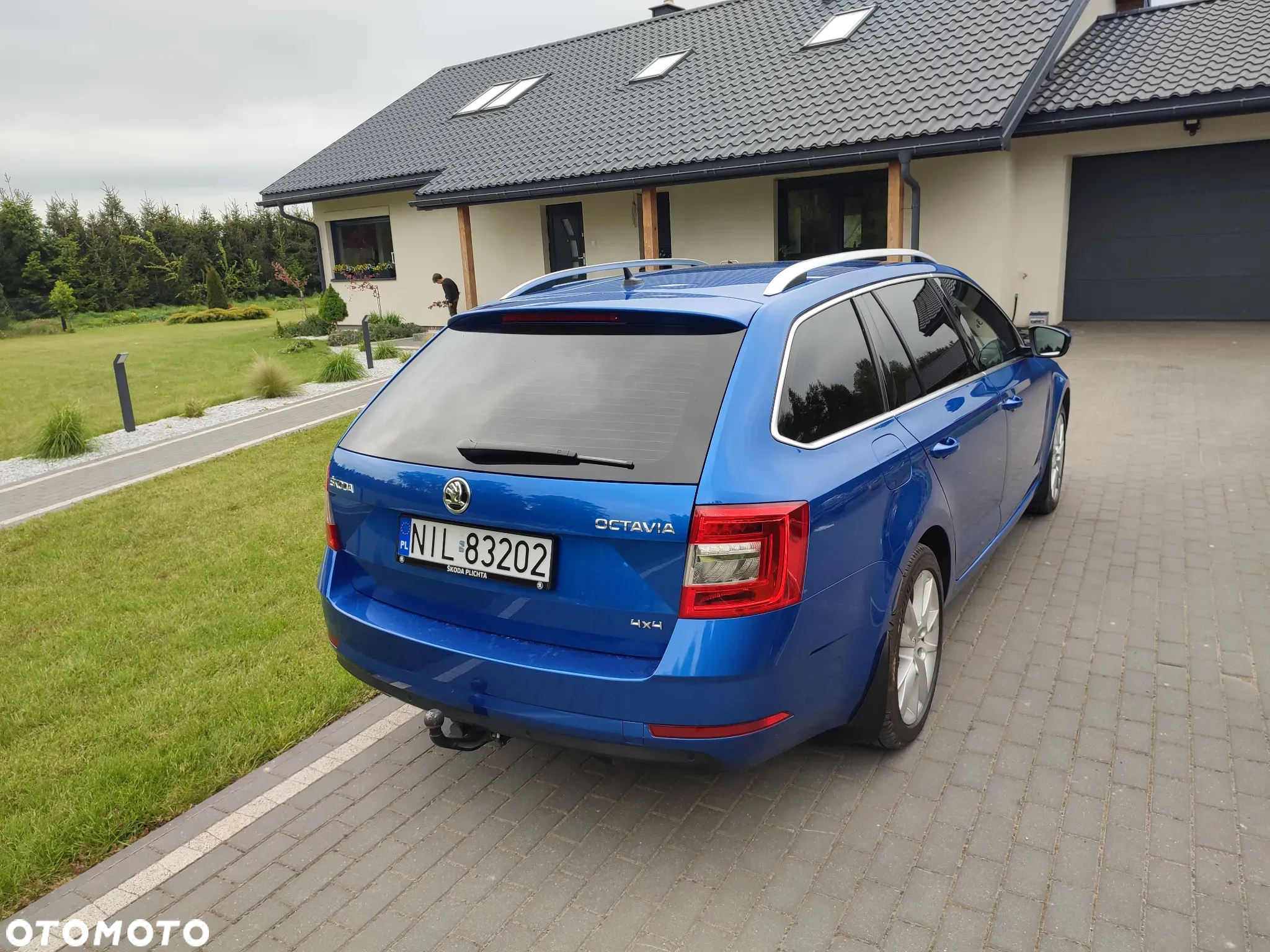 Skoda Octavia 2.0 TDI 4x4 Ambition DSG - 2