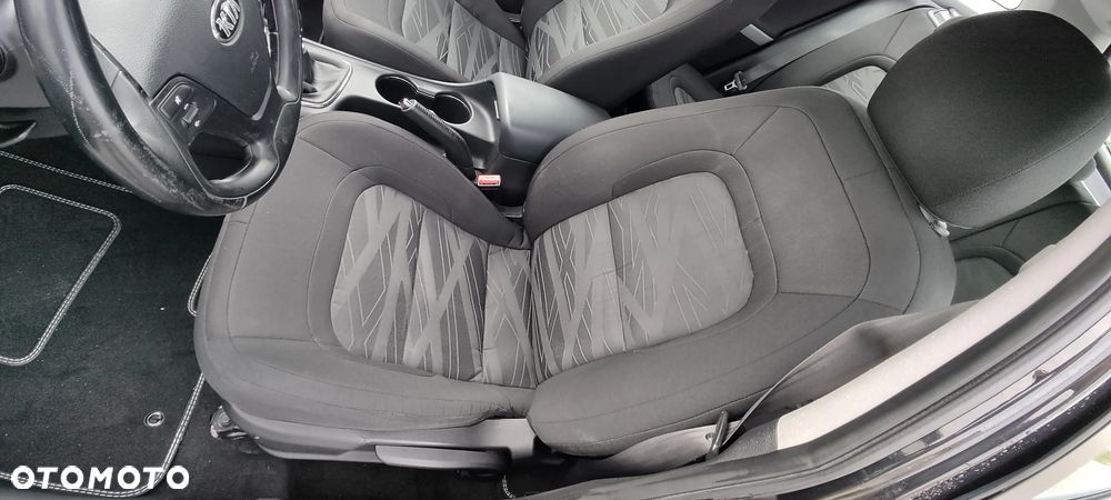 Kia Ceed 1.4 CVVT - 18