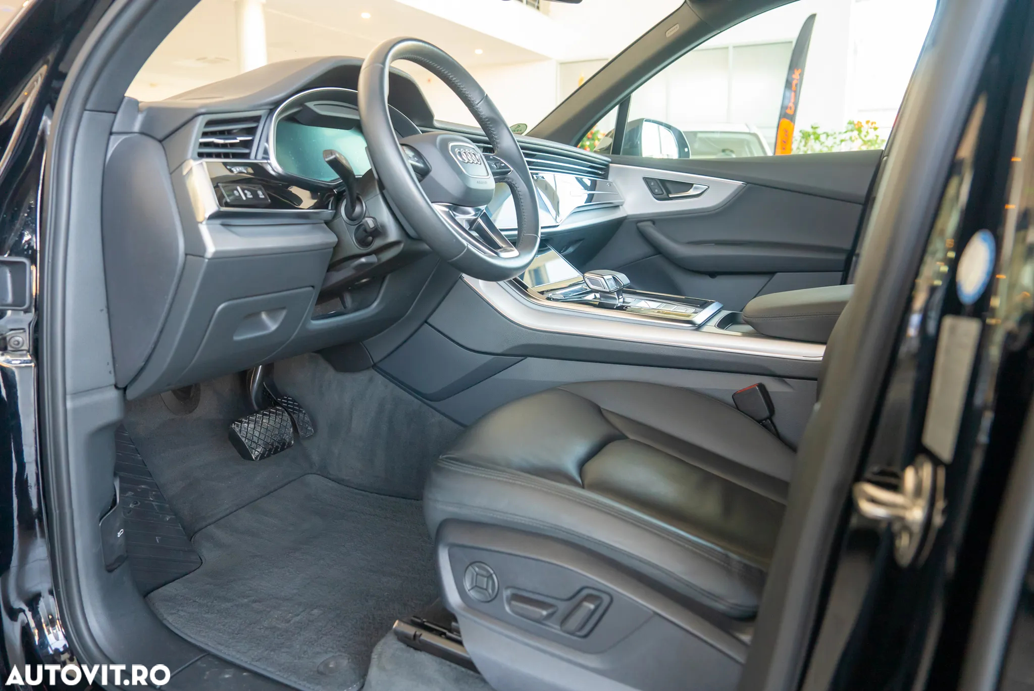 Audi Q7 55 TFSI e quattro Tiptronic PHEV S Line - 14