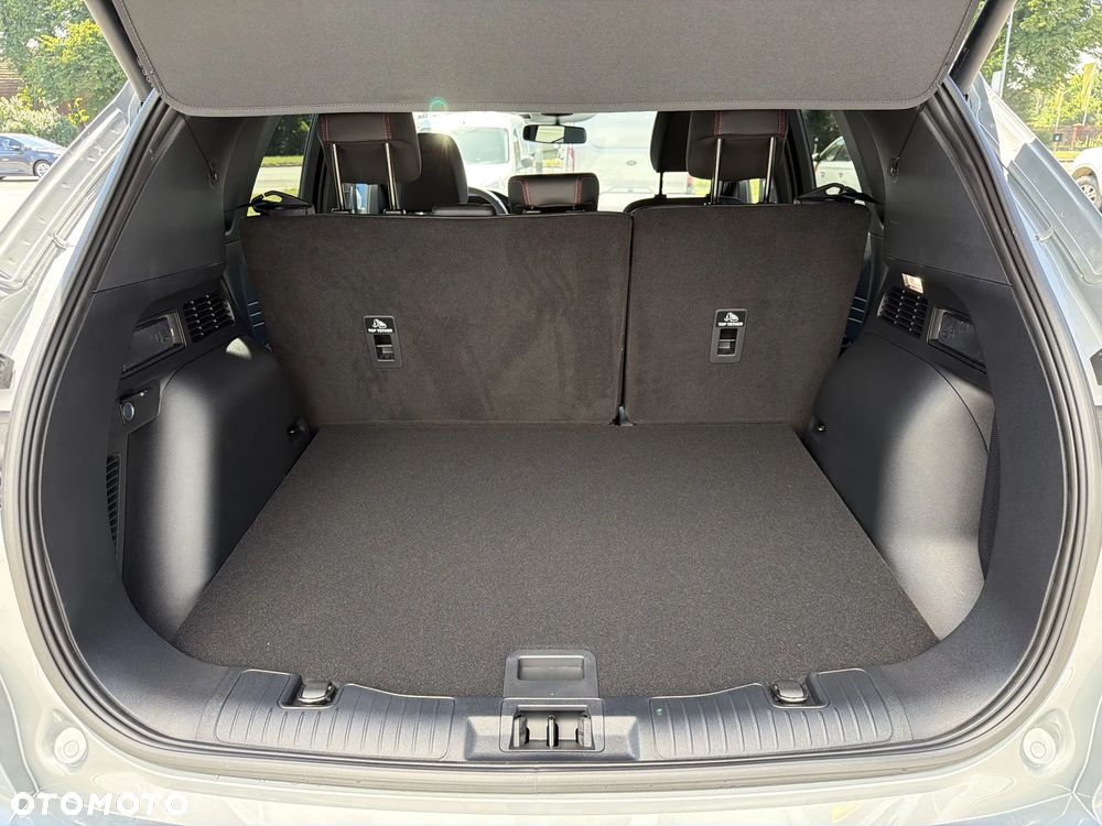 Ford Kuga 2.5 Duratec FHEV 4x4 ST-LINE X - 25