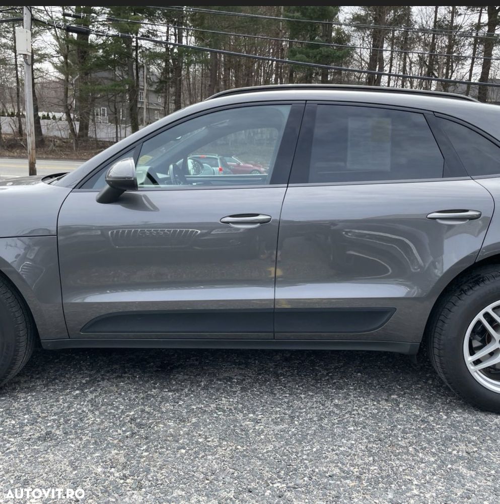 Porsche Macan Standard - 2