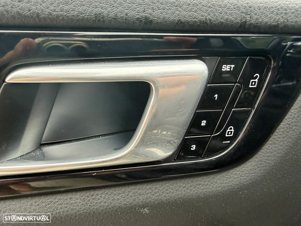 Porsche Cayenne E-Hybrid Tiptronic S Platinum Edition - 12