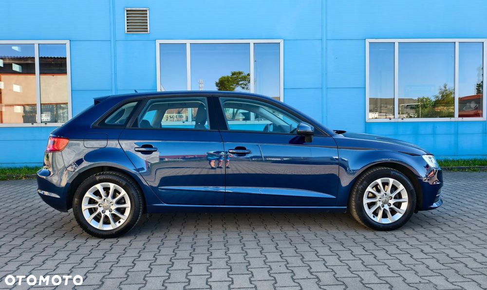 Audi A3 Sportback 1.4 TFSI Attraction - 6