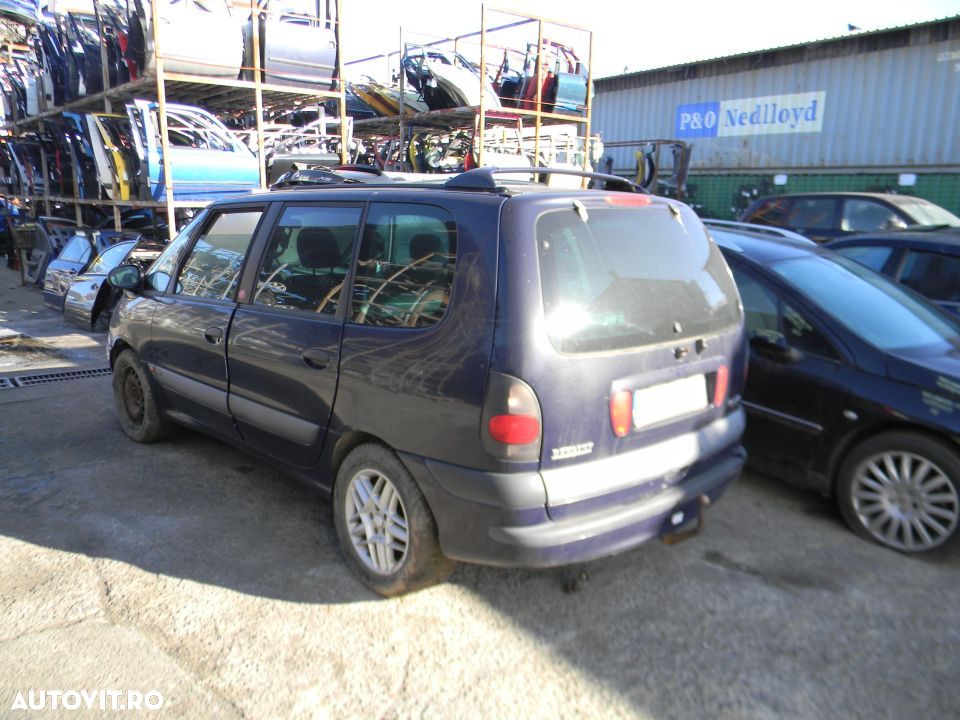 Dezmembrari  Renault ESPACE Mk 3  1996  > 2002 2.2 dCi (JE0K) Motorina - 3
