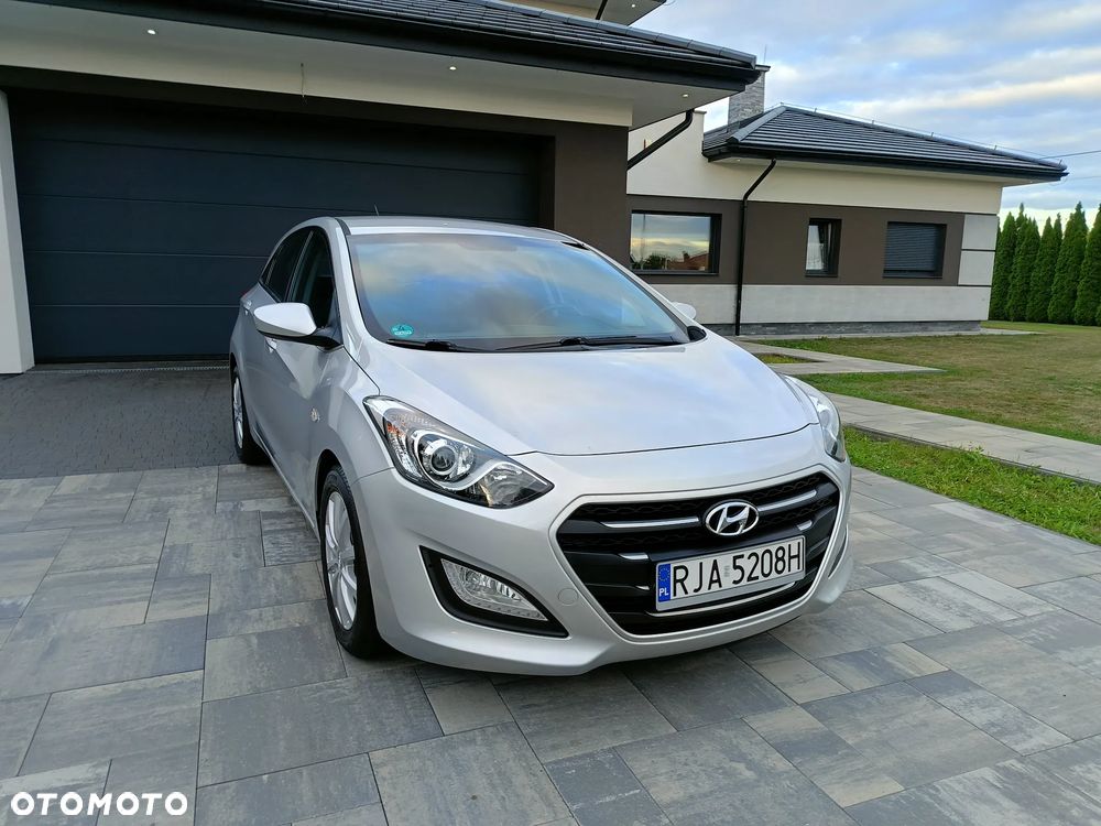 Hyundai i30 blue 1.6 CRDi YES Silver - 4