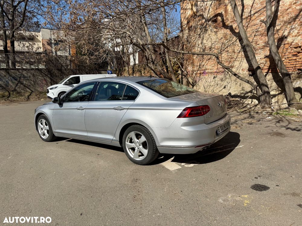 Volkswagen Passat 2.0 TDI DSG 4Motion Highline - 4