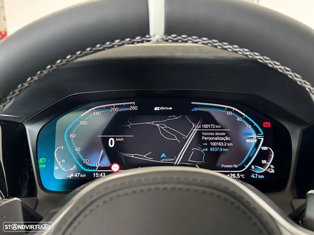 BMW 330 e Touring Pack M Auto - 23