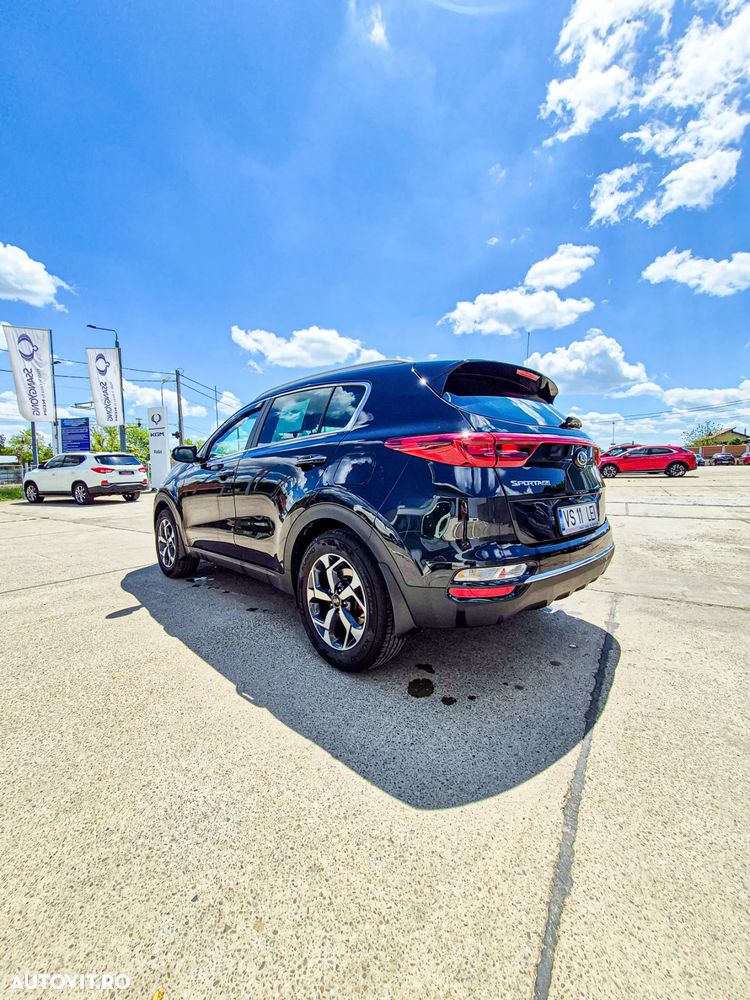 Kia Sportage 1.6 GDI 6MT 4x2 Style - 4
