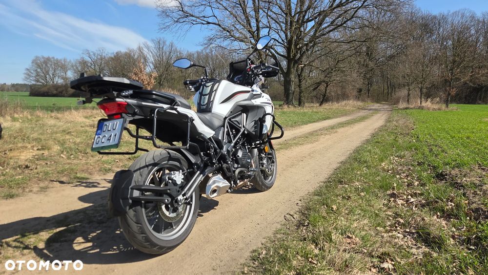 Benelli TRK 502 - 10