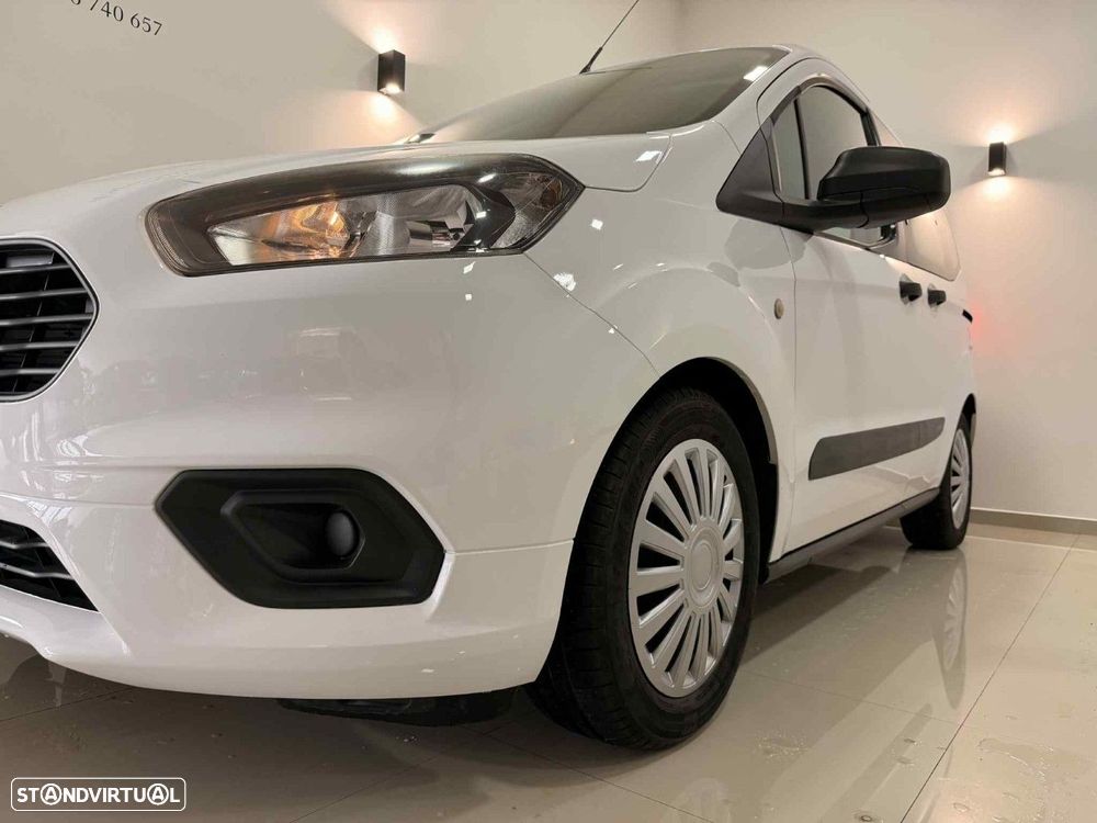 Ford Tourneo Courier 1.5 TDCi Ambiente - 3