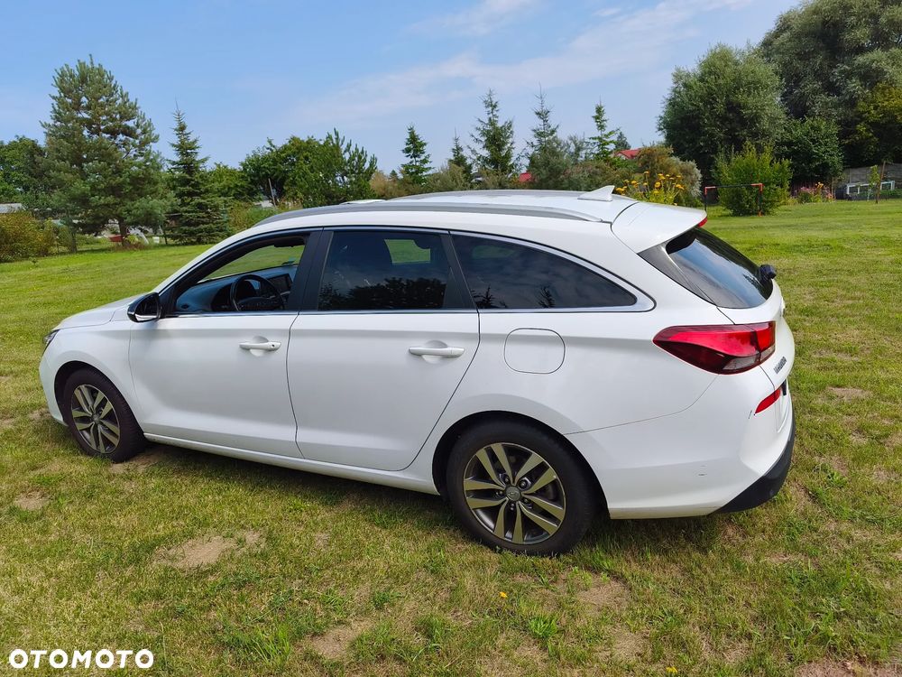 Hyundai i30 1.4 GO Plus - 6