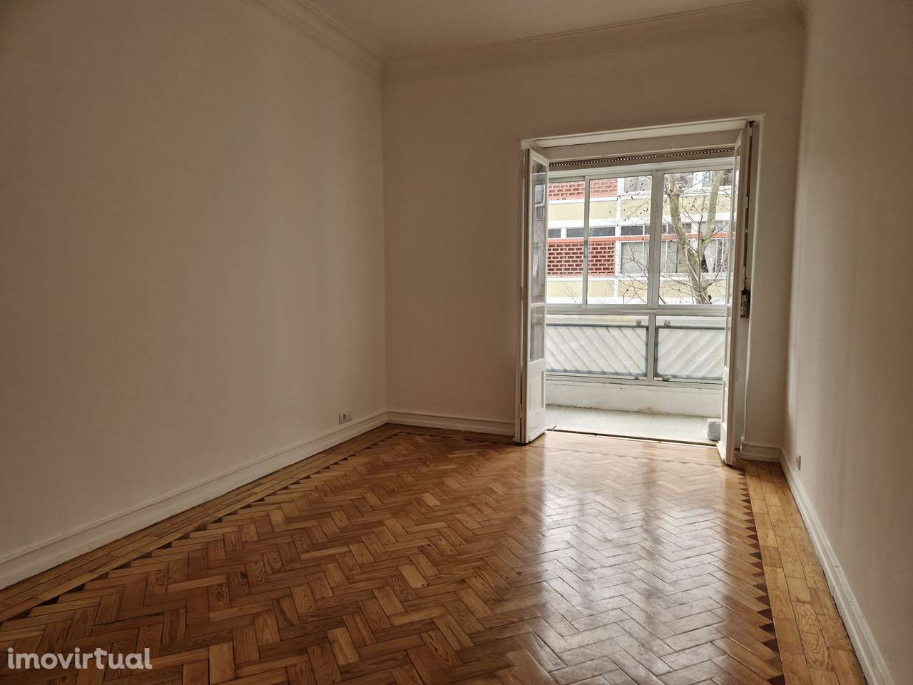 Apartamento T2 em Benfica com varanda - Grande imagem: 5/20