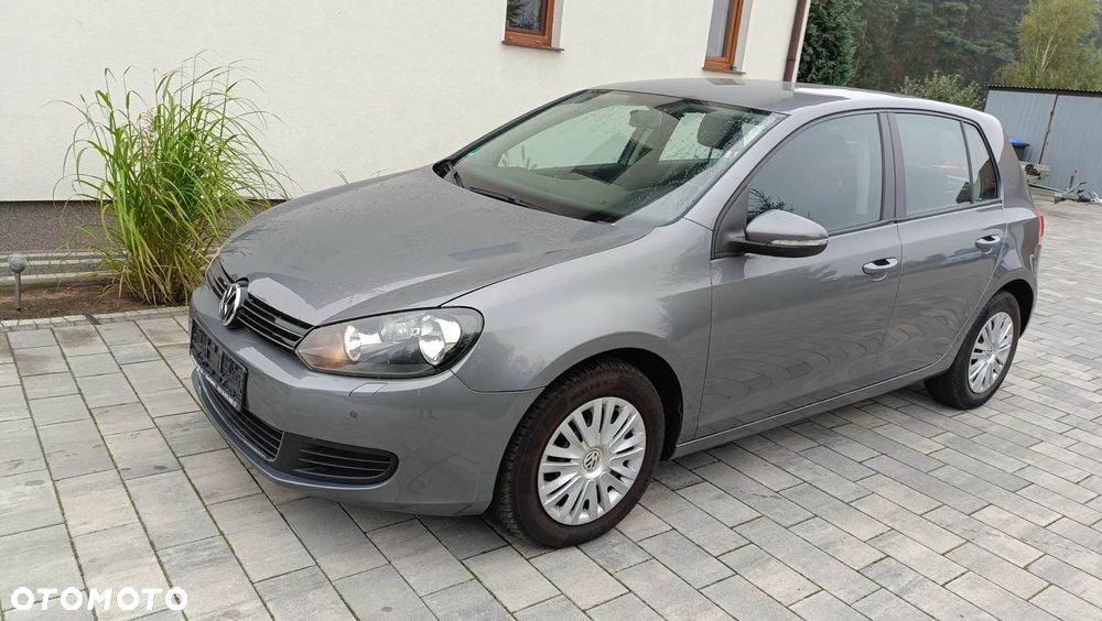 Volkswagen Golf 1.6 Edition - 1