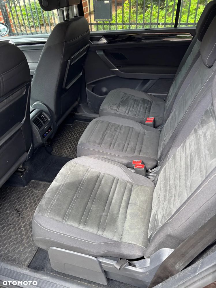 Volkswagen Touran 1.4 TSI BMT Highline DSG - 26