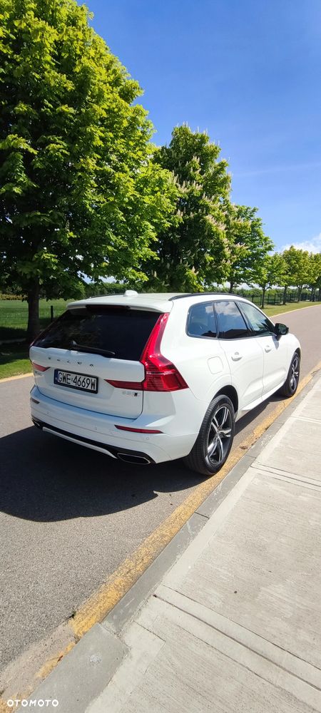 Volvo XC 60 B5 B AWD R-Design - 9