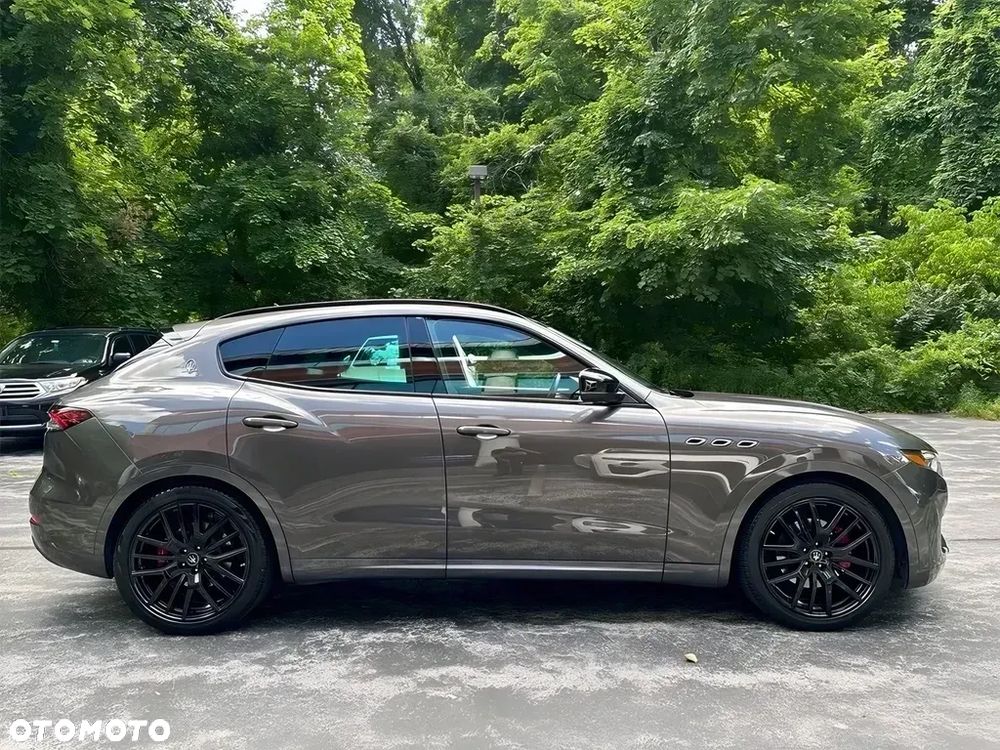 Maserati Levante Q4 - 6