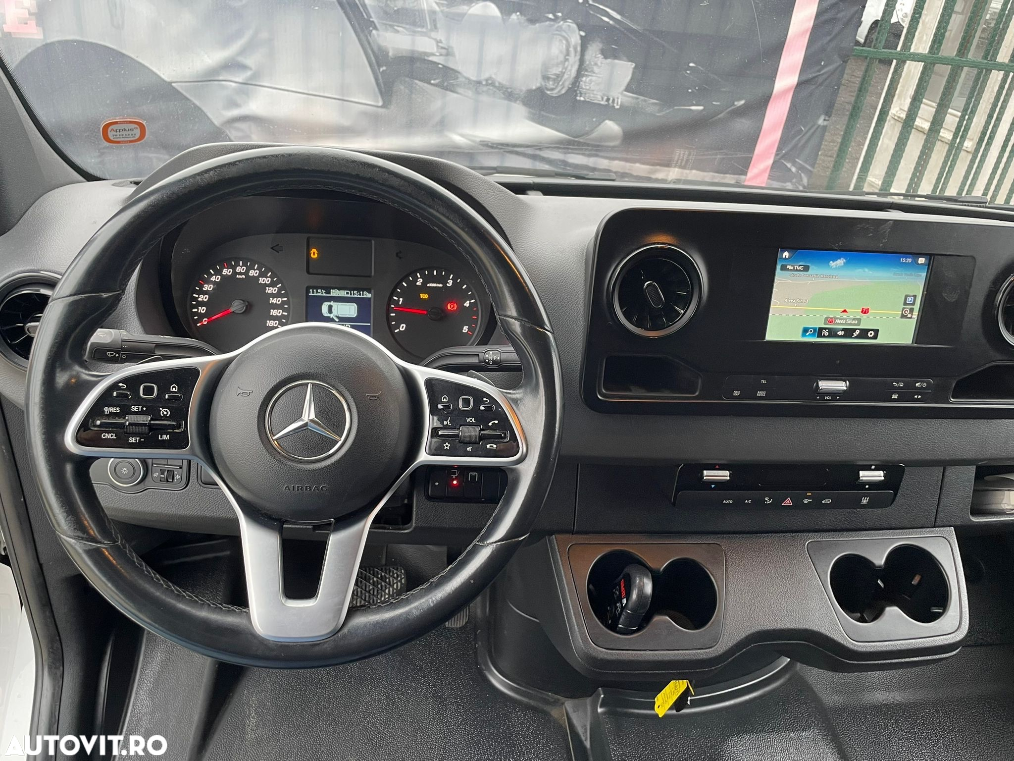 Mercedes-Benz Sprinter 319 CDI 3.0 D AUTOMAT LIFT 8 EUROPALETI - 23