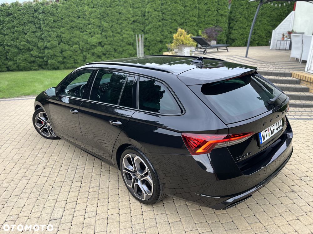 Skoda Octavia 2.0 TDI DSG 4x4 RS Plus - 3