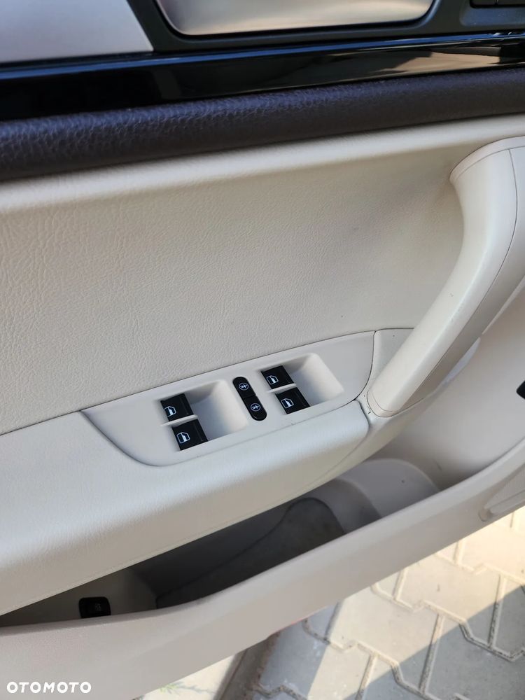 Volkswagen Touareg 3.0 V6 TDI DPF Perfect Tiptr - 9