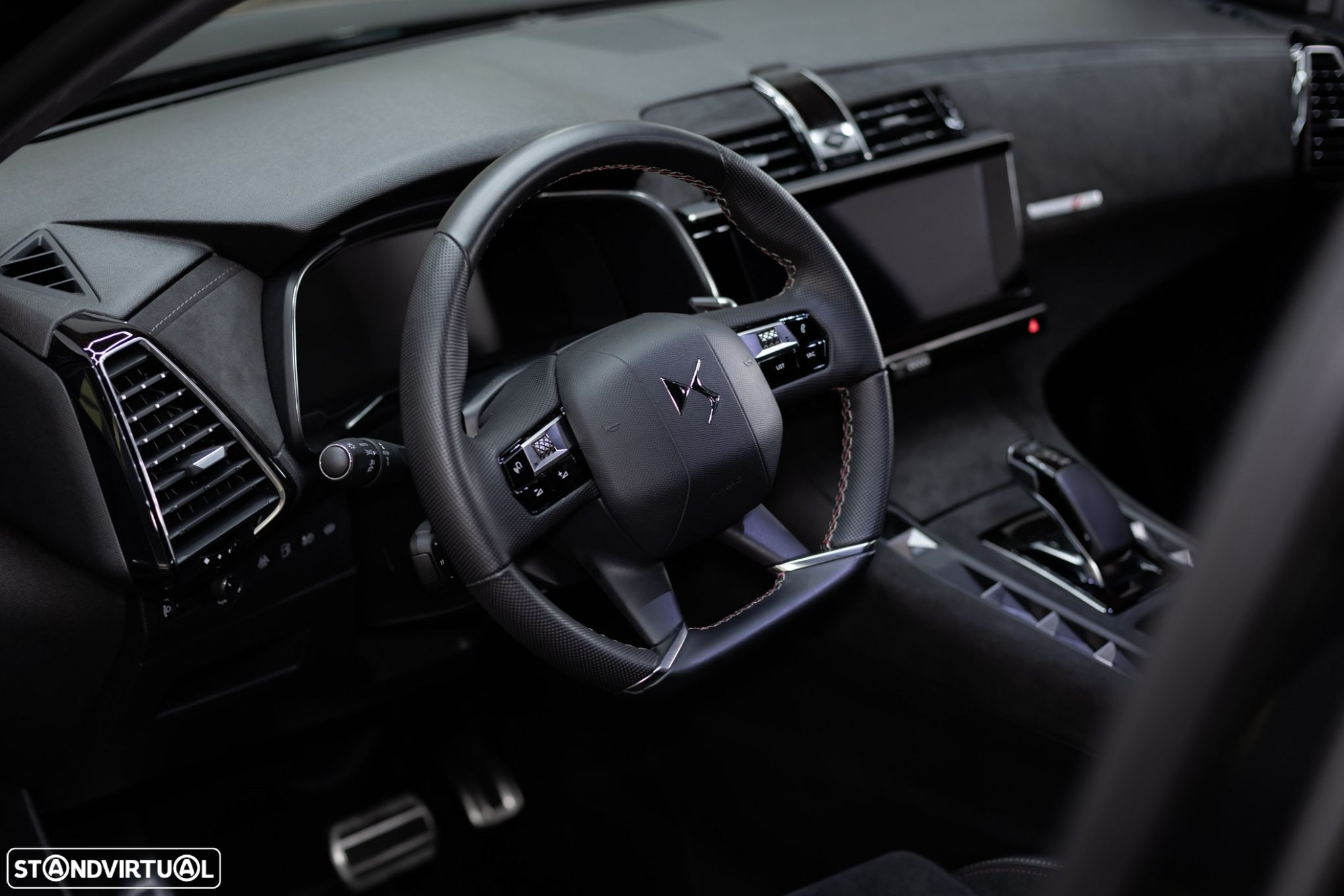DS DS7 Crossback E-Tense Performance Line+ EAT8 - 26