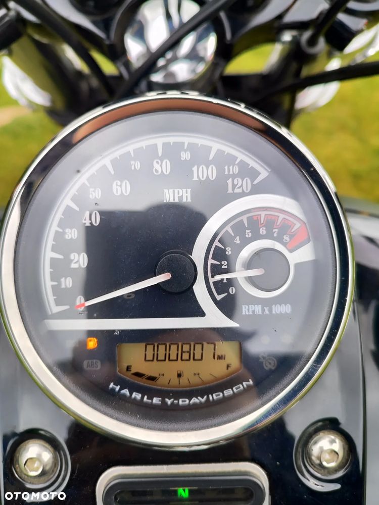 Harley-Davidson Dyna Fat Bob - 6