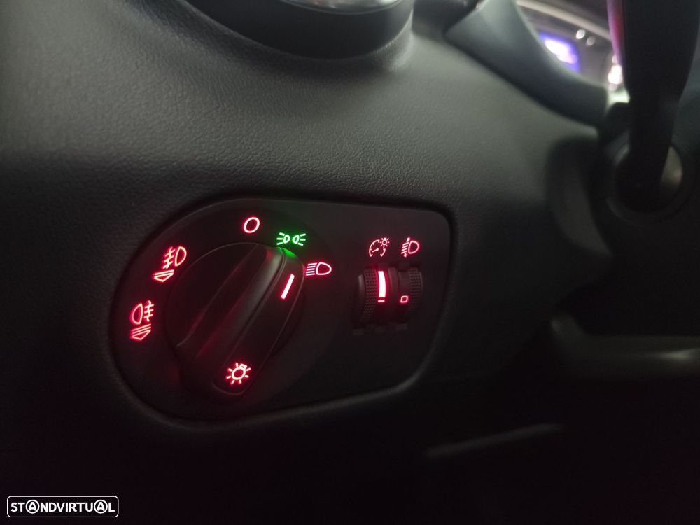 Audi A1 Sportback 1.4 TDI Design - 16