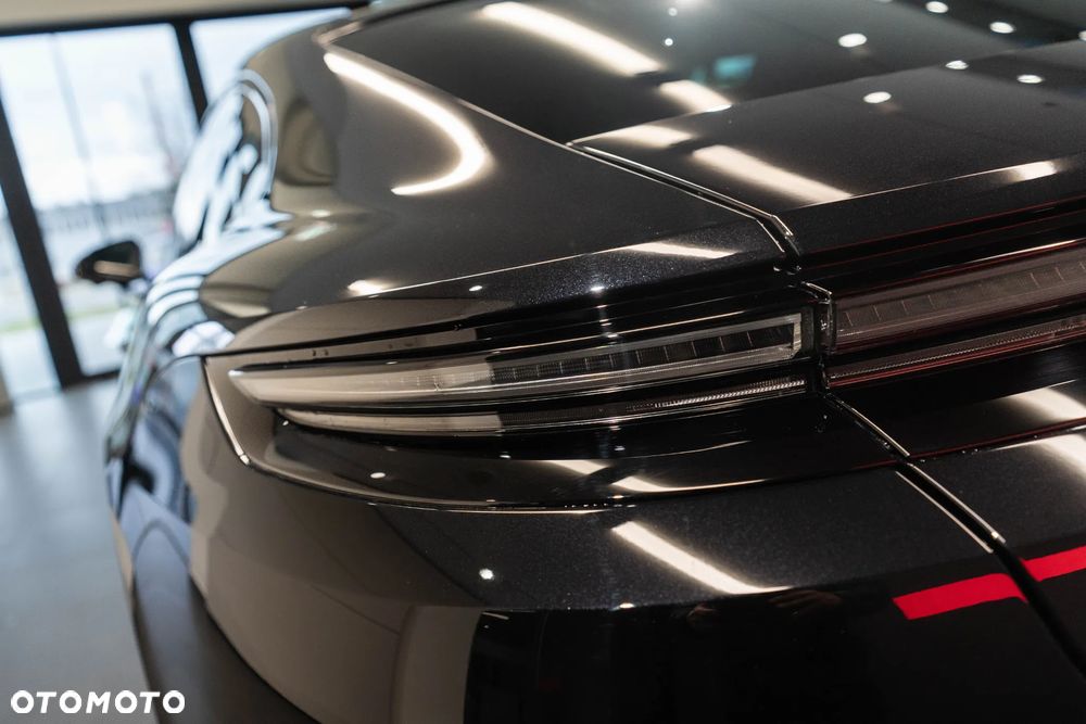 Porsche Panamera - 32