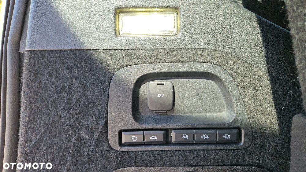 Ford Galaxy 2.0 TDCi Titanium - 9