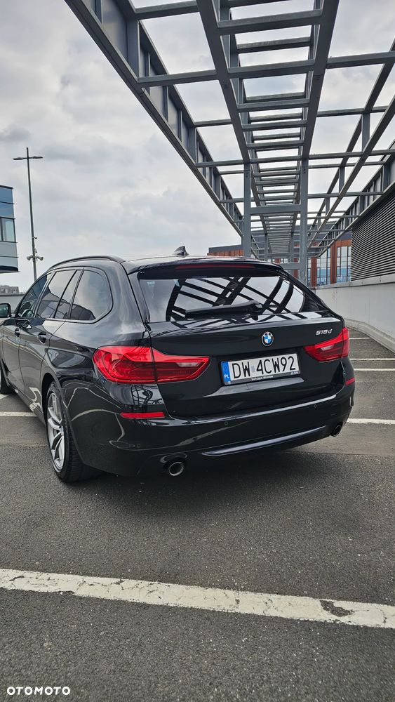 BMW Seria 5 518d Sport Line - 5