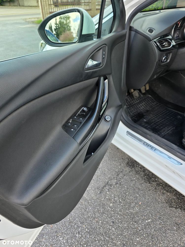 Opel Astra - 17