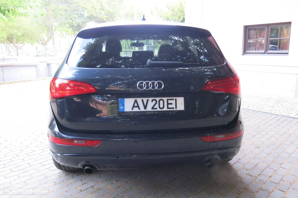 Audi Q5 2.0 TFSI Hybrid quattro S-line Tiptronic - 4